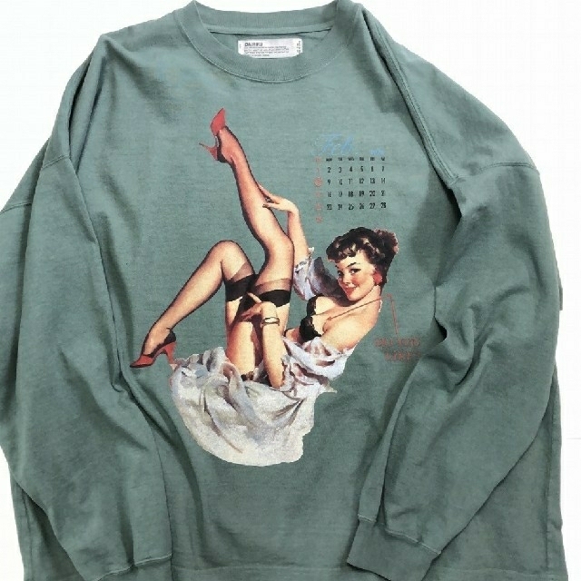 DAIRIKU/"Pinup Girl" Long Sleeve Tee