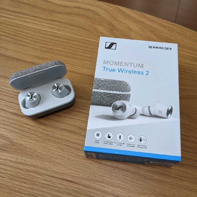 SENNHEISER(ゼンハイザー)の美品 Sennheiser MOMENTUM True Wireless 2 スマホ/家電/カメラのオーディオ機器(ヘッドフォン/イヤフォン)の商品写真