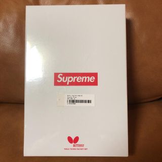 バタフライ(BUTTERFLY)のsupreme 卓球　定価以下出品(卓球)