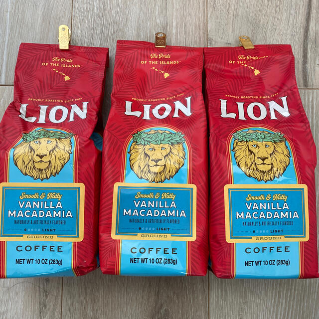 LION(ライオン)のハワイのライオンコーヒーバニラマカダミア10オンス283g3個セット 食品/飲料/酒の飲料(コーヒー)の商品写真