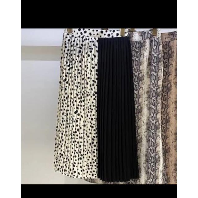 EmiriaWiz(エミリアウィズ)のエミリアウィズ❤︎ダルメシアンスカート❤︎ レディースのスカート(ロングスカート)の商品写真