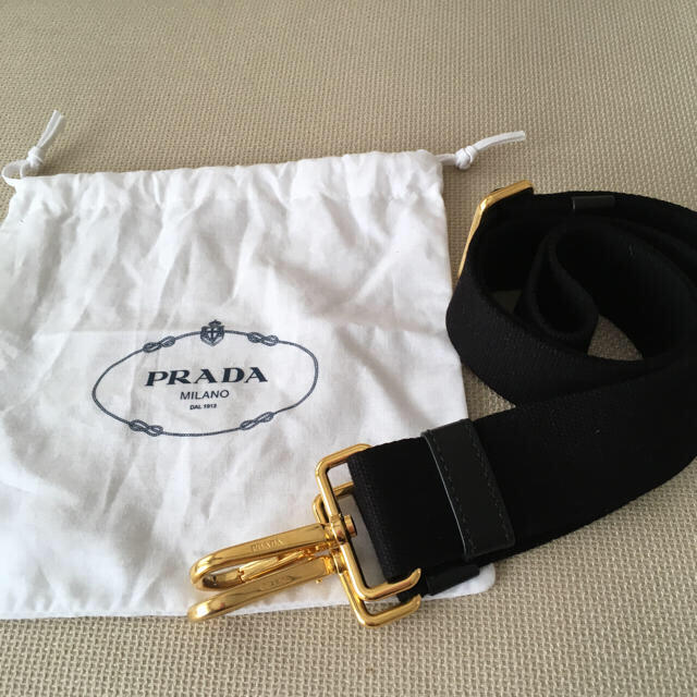 未使用PRADA カナパ　ショルダーストラップ