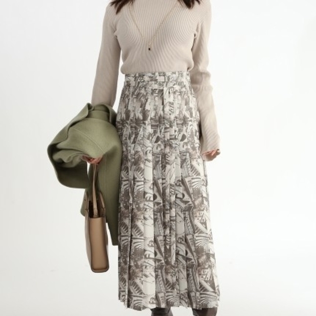 Mila Owen(ミラオーウェン)の新品タグ付　レザーフェイスシフォンプリーツスカート　柄　Mila Owen レディースのスカート(ロングスカート)の商品写真