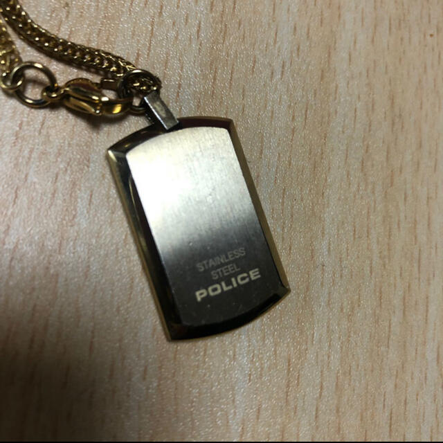 POLICE(ポリス)のpolice ネックレス　ゴールド メンズのアクセサリー(ネックレス)の商品写真