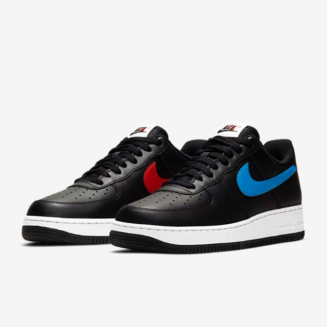 NIKE(ナイキ)の最終価格28.0 エアフォース 1 '07 AF1 メンズスニーカー 白 黒 青 メンズの靴/シューズ(スニーカー)の商品写真