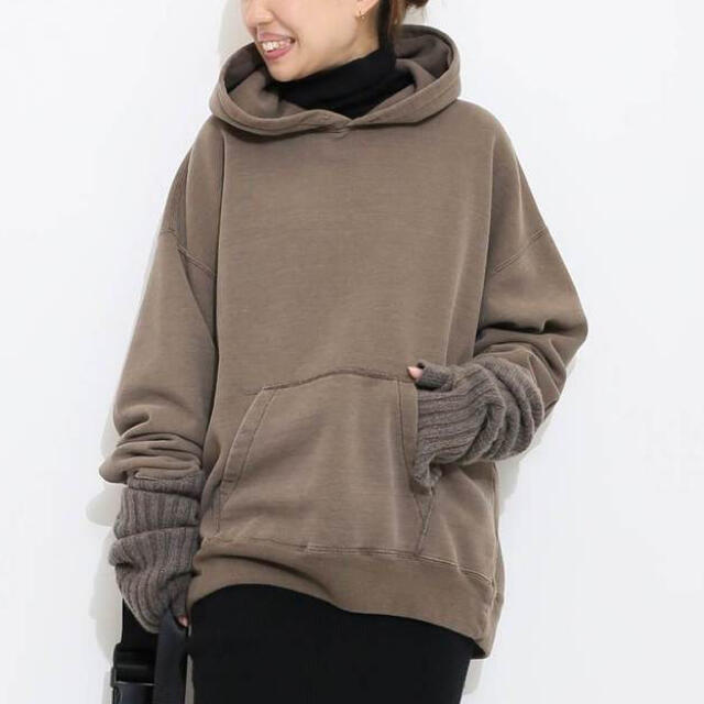 DEUXIEME CLASSE(ドゥーズィエムクラス)のDeuxieme Classe   Sweat パーカー　ブラウン レディースのトップス(トレーナー/スウェット)の商品写真