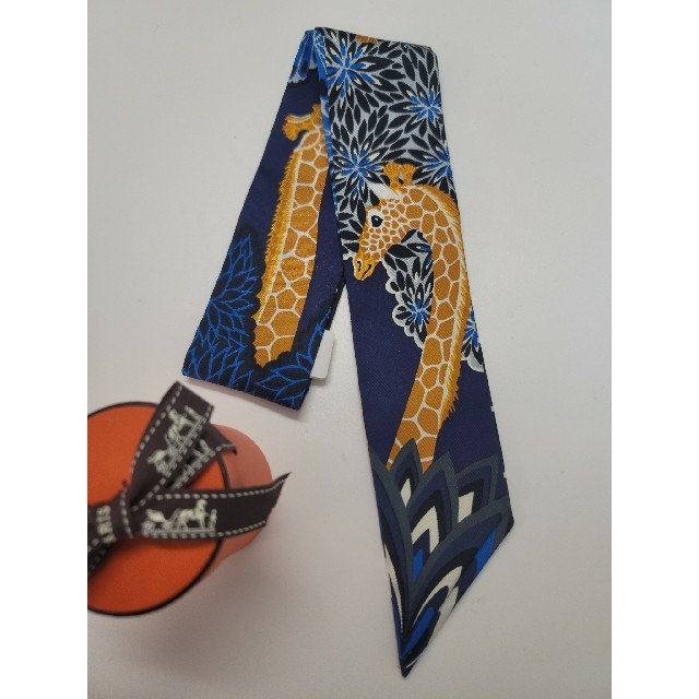 完成品 新品 ☆ HERMES エルメス ツイリー 三美神 ブルー ②