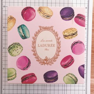 ラデュレ(LADUREE)のラデュレ　ギフト箱(ラッピング/包装)