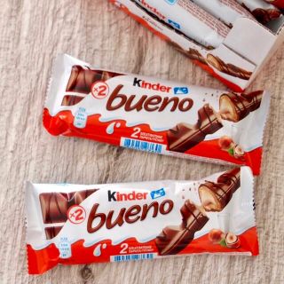 キンダーブエノ Kinder Bueno  8袋（16本）(菓子/デザート)