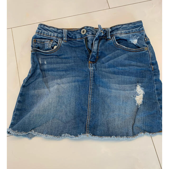 ZARA(ザラ)のZARAデニムスカート キッズ/ベビー/マタニティのキッズ服女の子用(90cm~)(スカート)の商品写真