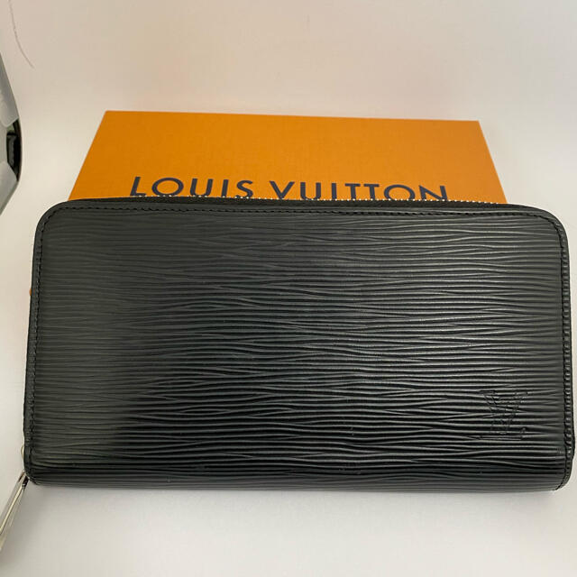 LOUIS VUITTON(ルイヴィトン)の★極美品★ルイヴィトン　エピ　ジッピーウォレット　長財布 メンズのファッション小物(長財布)の商品写真