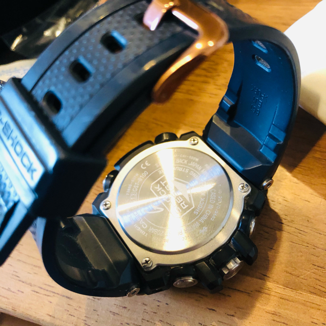 G Shock ビジネスにもオススメ Gst B100g 2ajf G Steel ソーラーの通販 By コロナ禍セール中 ジーショック ならラクマ