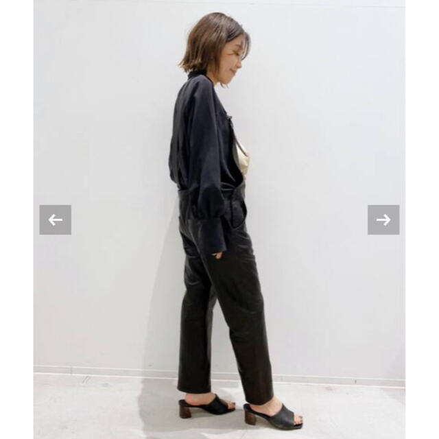 L'Appartement DEUXIEME CLASSE(アパルトモンドゥーズィエムクラス)の定価10.8万　L'AppartementRAW Leather Overall レディースのパンツ(サロペット/オーバーオール)の商品写真