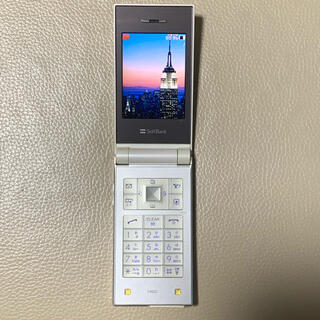 SoftBank740SC(ホワイト)ガラケー(携帯電話本体)