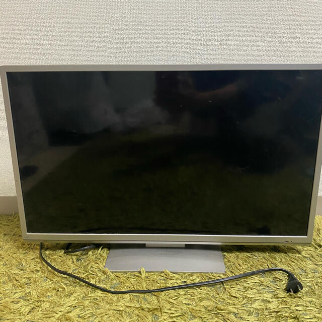 テレビ　液晶テレビ