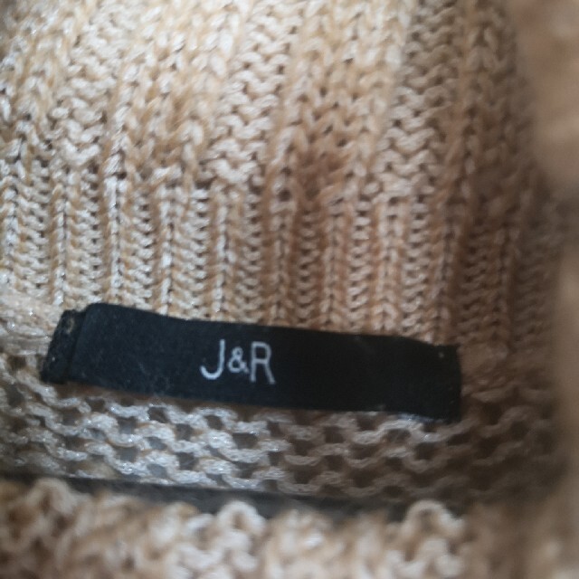 J&R(ジェイアンドアール)のJ&R  ニット レディースのトップス(ニット/セーター)の商品写真