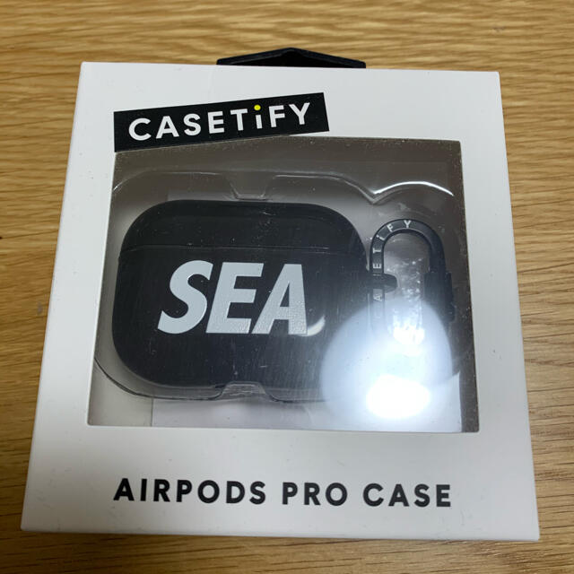 SEA(シー)のCASETIFY×WIND ANDSEA WDS Air Pods Proケース スマホ/家電/カメラのスマホアクセサリー(その他)の商品写真