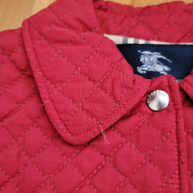 BURBERRY(バーバリー)のBURBERRYキッズ　キルティングコート キッズ/ベビー/マタニティのキッズ服女の子用(90cm~)(コート)の商品写真