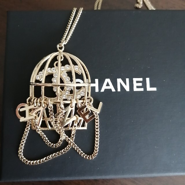 CHANEL メティエダール コレクション 鳥かご ペンダント - ネックレス
