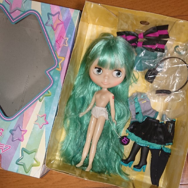 初音ミクミーツブライス ボカロ ブライス 半透明肌 ぼかしリップ