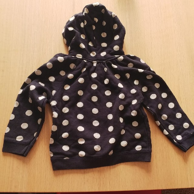 PETIT BATEAU(プチバトー)のPETIT BATEAU トレーナー 102㎝ キッズ/ベビー/マタニティのキッズ服女の子用(90cm~)(Tシャツ/カットソー)の商品写真