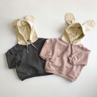 再入荷　新品　女の子　男の子　裏起毛　耳付きフード　トレーナー　スウェット　秋冬(その他)