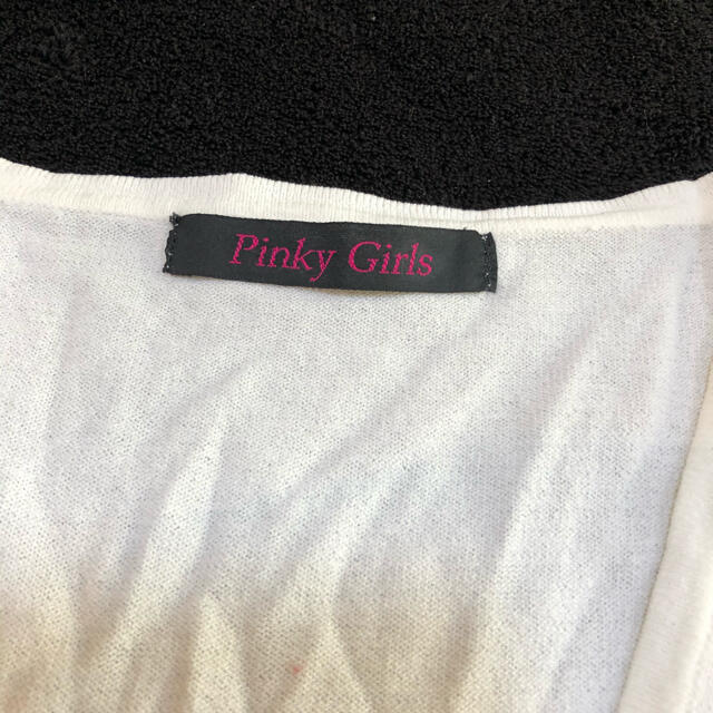 PinkyGirls(ピンキーガールズ)の★ピンキーガールズ★シンプルVネックノースリーブ レディースのトップス(タンクトップ)の商品写真