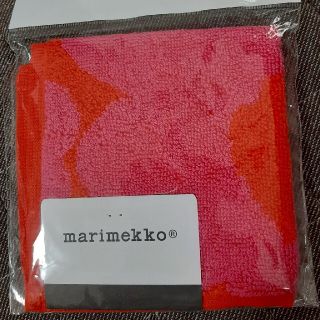 マリメッコ(marimekko)のまりりん様専用　マリメッコ　marimekko　タオルハンカチ　新品　未使用品(ハンカチ)