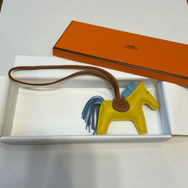 新年の贈り物 Hermes Charm Rodeo 入手困難チャームPM HERMES