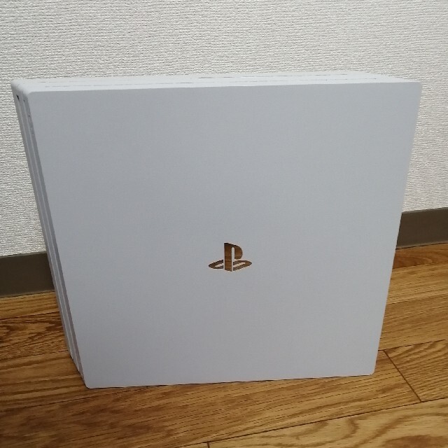 【美品】PlayStation4 Pro 1TB Glacier White