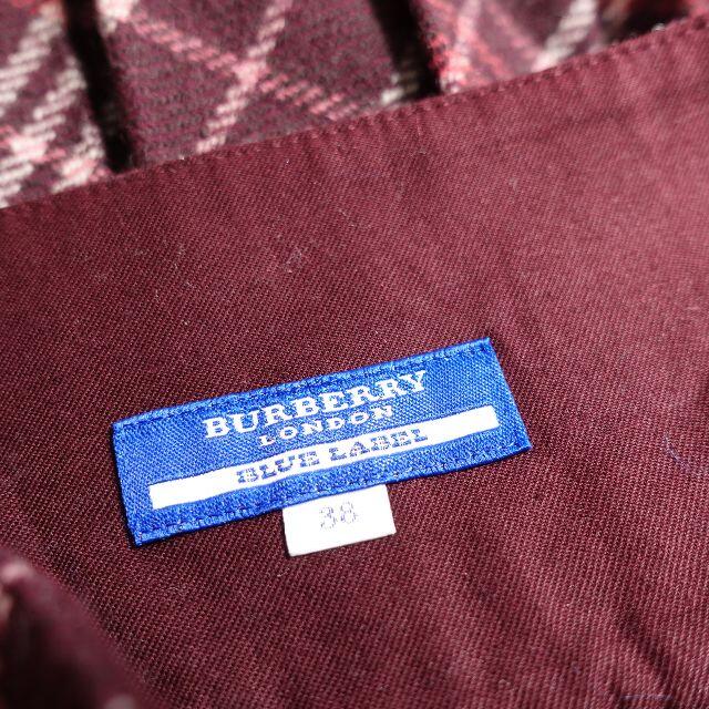 BURBERRY(バーバリー)の[BURBERRY]　スカート　レディース　レッド レディースのスカート(ミニスカート)の商品写真