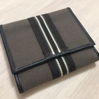 ダンヒル 折り財布 メンズ の通販 0点以上 Dunhillのメンズを買うならラクマ ダンヒル 折り財布 メンズ の通販 0点以上 Dunhillのメンズを買うならラクマ