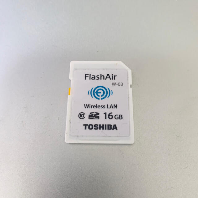 TOSHIBA SDカード FlashAir 16GB 東芝