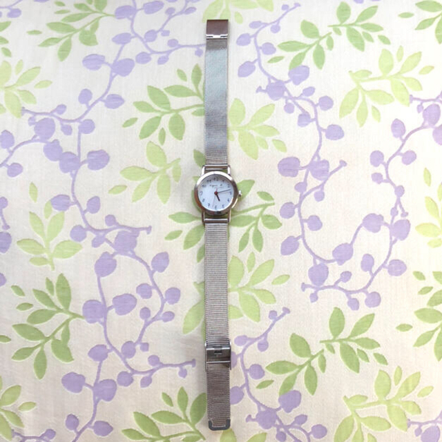 agnes b.(アニエスベー)のtone    様　😊　アニエス　㉝　ソーラー腕時計・稼動品✨ レディースのファッション小物(腕時計)の商品写真