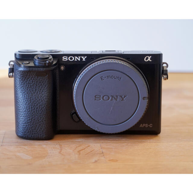 sony α6000 SELP1650