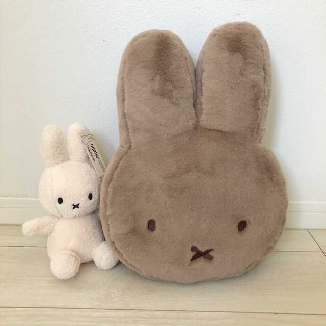 週末限定価格★ミッフィー メラニー miffy クッション ぬいぐるみ インテリア/住まい/日用品のインテリア小物(クッション)の商品写真