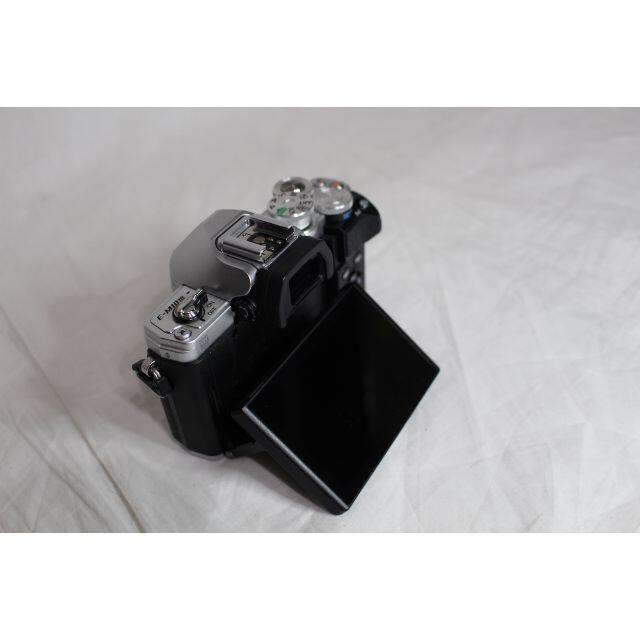 OLYMPUS(オリンパス)のほぼ新品 オリンパス ミラーレス一眼カメラ OM-D E-M10 MarkIII スマホ/家電/カメラのカメラ(ミラーレス一眼)の商品写真