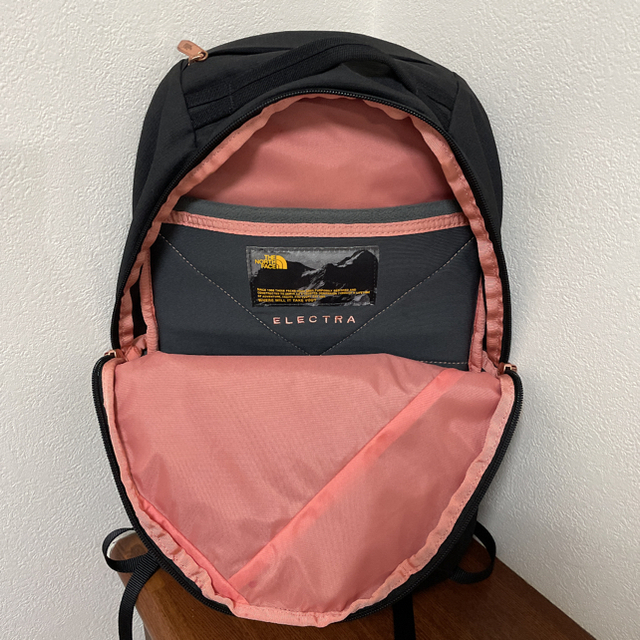 込み 新品 The North Face バックパック Rose Gold