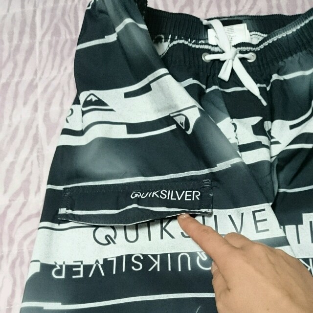 QUIKSILVER(クイックシルバー)の【新品クイックシルバー値下】水着 メンズの水着/浴衣(水着)の商品写真