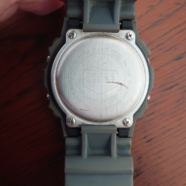 G-SHOCK(ジーショック)の希少 珍品　G SHOCK 1545 DW-056 グレー メンズの時計(腕時計(デジタル))の商品写真