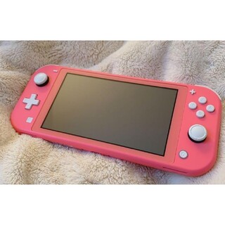 ニンテンドースイッチ(Nintendo Switch)のSwitch Lite 本体 ピンク(家庭用ゲーム機本体)