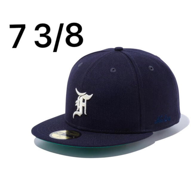 7 3/8 FOG ESSENTIALS NEW ERA ネイビーユニセックス