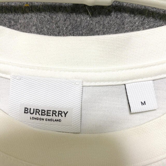 BURBERRY メンズ コントラストロゴグラフィックの通販 by ジヨン's shop|バーバリーならラクマ - BURBERRY HESFORD 大特価格安