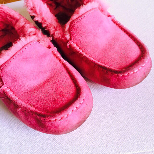 UGG(アグ)のUGG♡アンスレー♡ピンク♡ レディースの靴/シューズ(スリッポン/モカシン)の商品写真