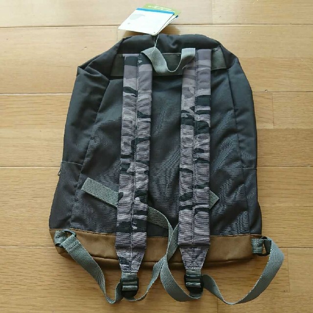 Columbia(コロンビア)の新品 Columbia コロンビア リュック 20l メンズのバッグ(バッグパック/リュック)の商品写真