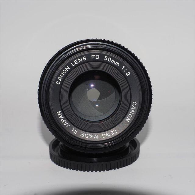 Canon(キヤノン)のCanon New FD 50mm F2/ FD 28mm F3.5 セット スマホ/家電/カメラのカメラ(レンズ(単焦点))の商品写真