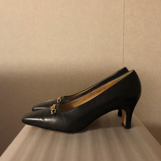 ➆美品 フェラガモ パンプス ➆美品 フェラガモ パンプス