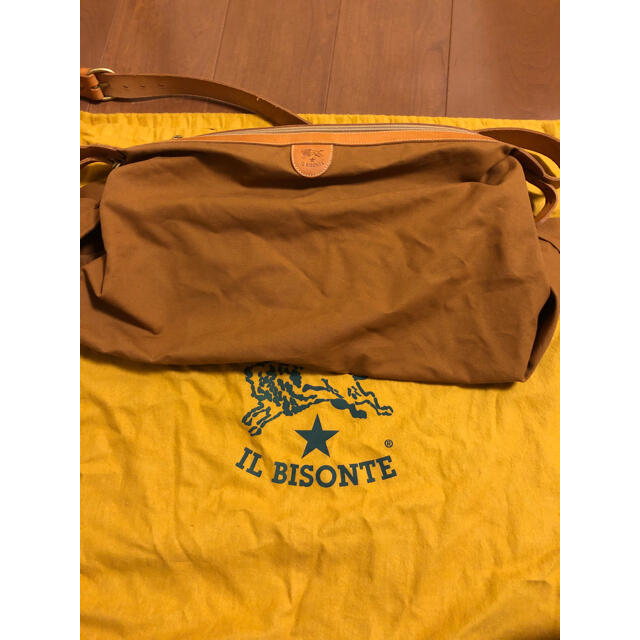 IL BISONTE(イルビゾンテ)のイルビゾンテ　ショルダー  バッグ レディースのバッグ(ショルダーバッグ)の商品写真