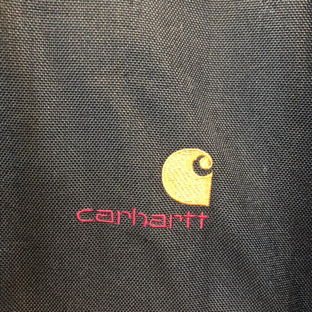 carhartt(カーハート)のcarharttの中綿ジャケット　黒 メンズのジャケット/アウター(ダウンジャケット)の商品写真