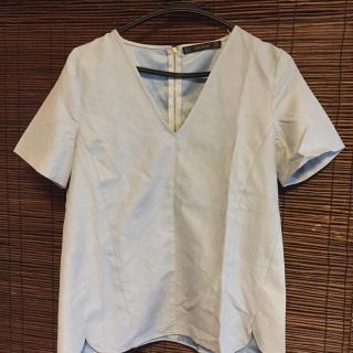 ザラ(ZARA)のZARAトップス(カットソー(半袖/袖なし))